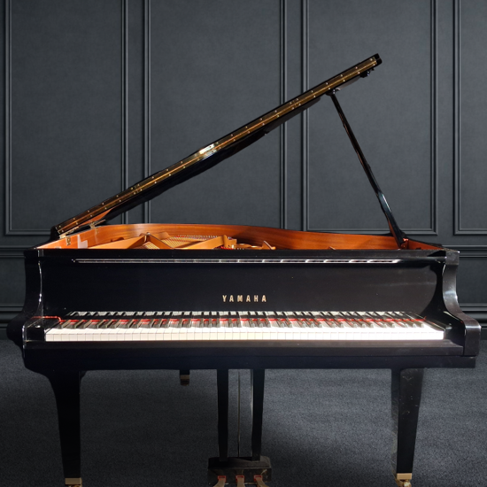 grand piano with lid up