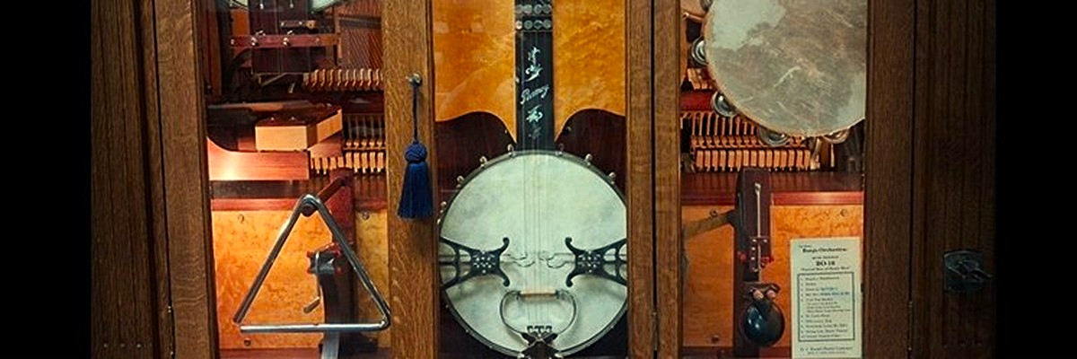 banjo piano orchestra